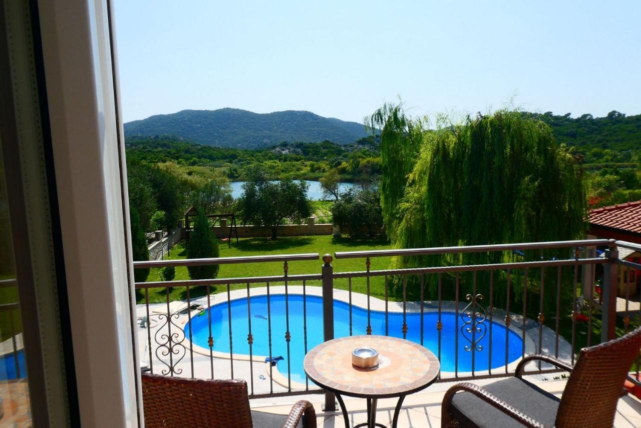 Villa Fabry Ploce  Buitenkant foto